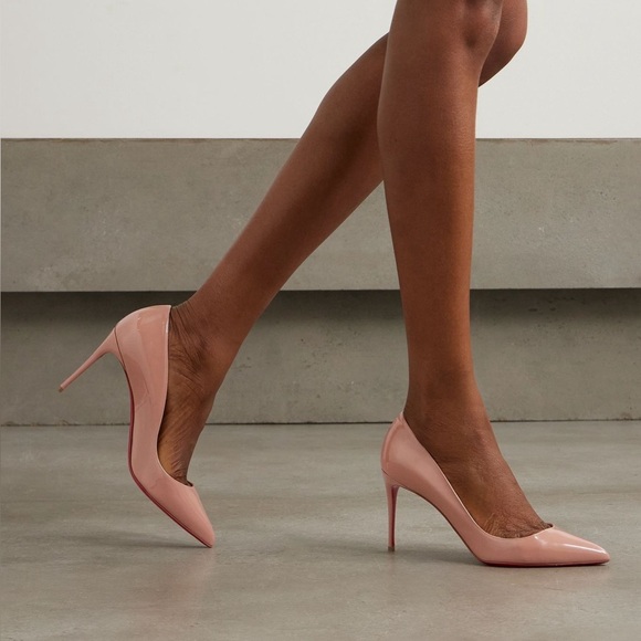 CHRISTIAN LOUBOUTIN
Pigalle Follies 85 patent-leather pumps - Picture 3 of 11